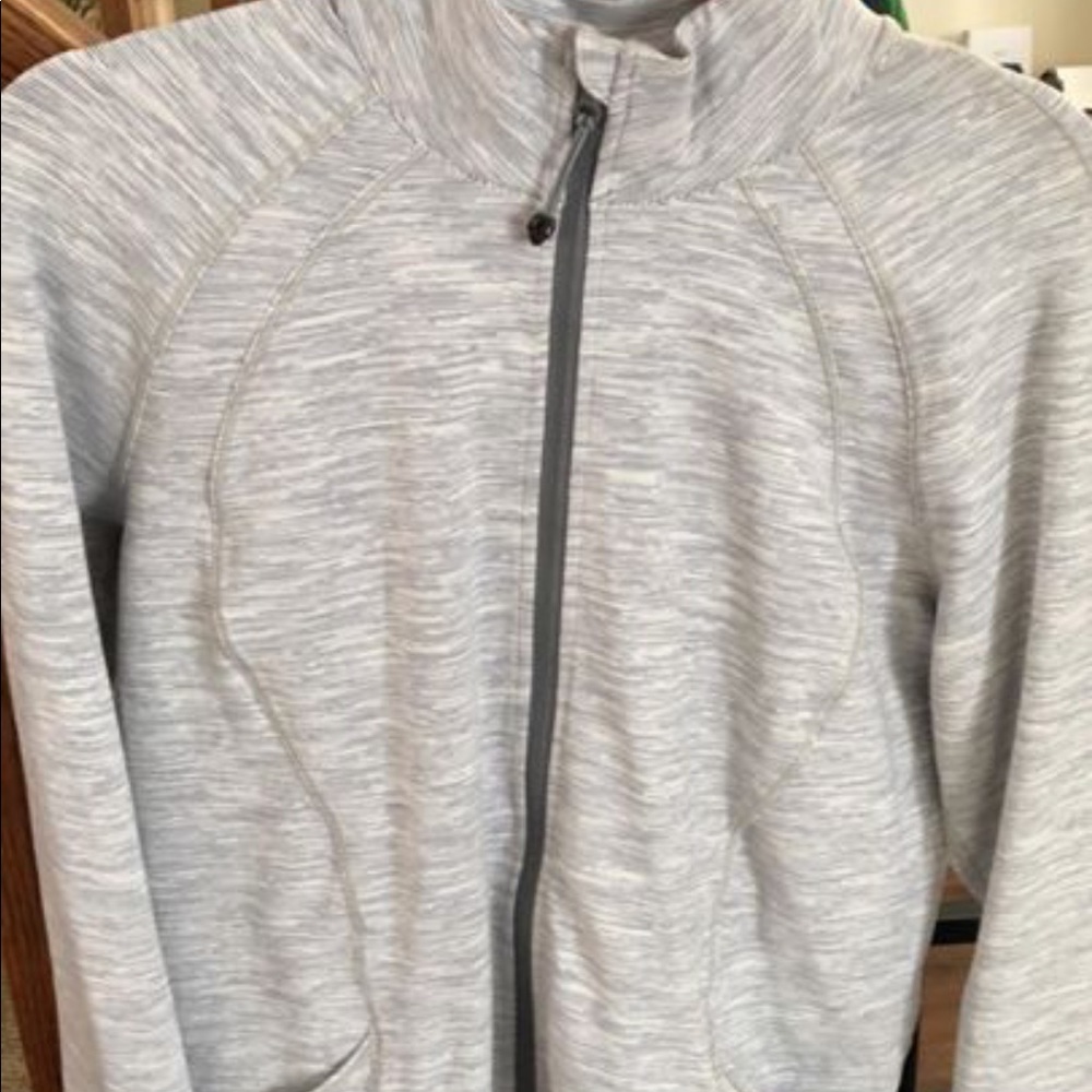 Lululemon sun salutation jacket 12